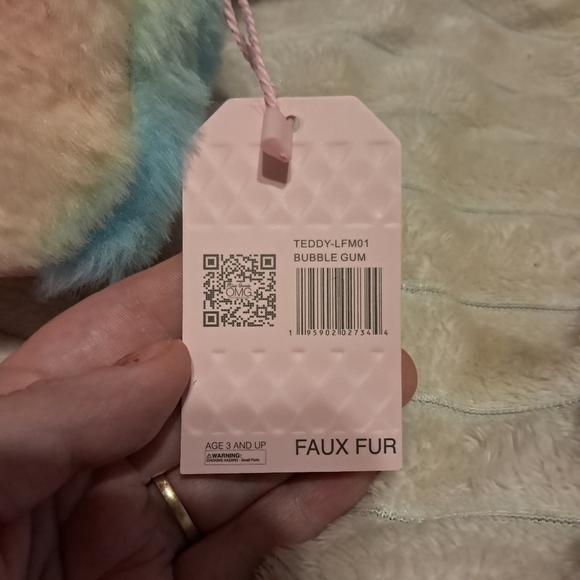 Miss Gwen Rainbow Bear Plush Bag - Picture 2 of 3